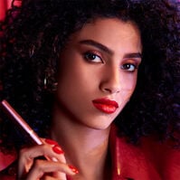 Pure Color Explicit Slick Shine Lipstick   Pure Color Explicit Slick Shine Lipstick   2